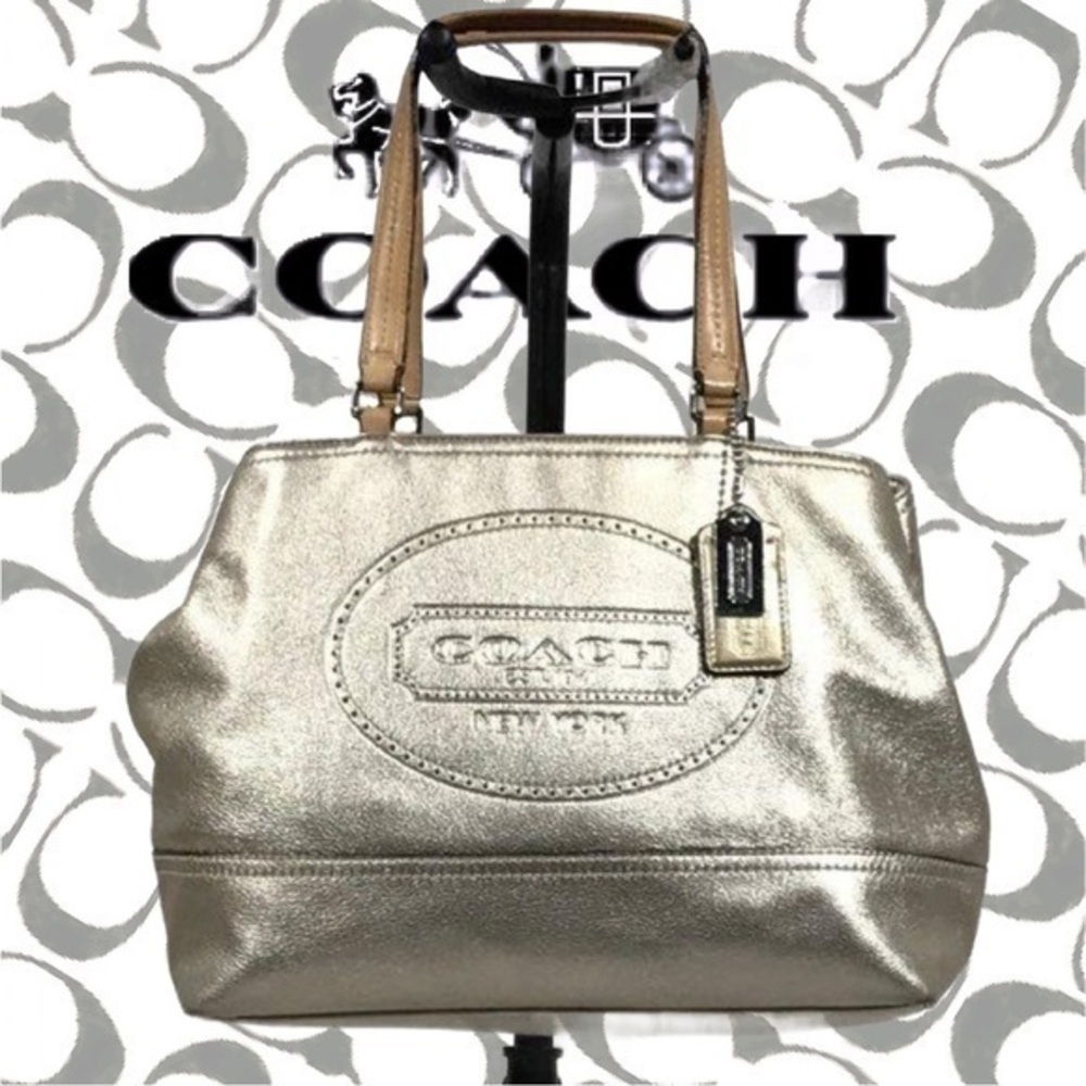 Certified Authentic Coach Tote Gold embossed Hamptons Weekend 19391 Leather 😍​